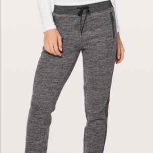 Lululemon joggers